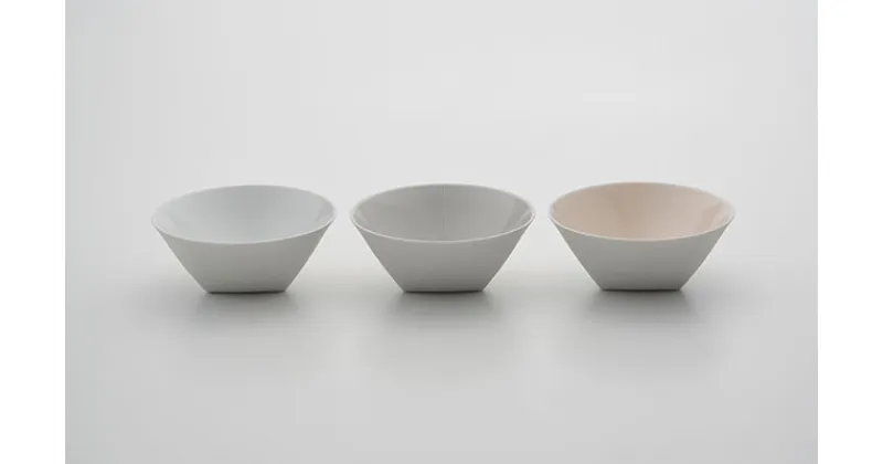 【ふるさと納税】 2016/ CH Bowl Set（White、Gray、Pink） ボウル 鉢 3個セット 有田焼 食器 ギフト A30-320